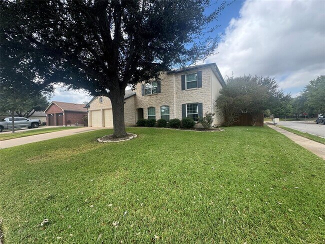 Photo - 3816 Eagles Nest St