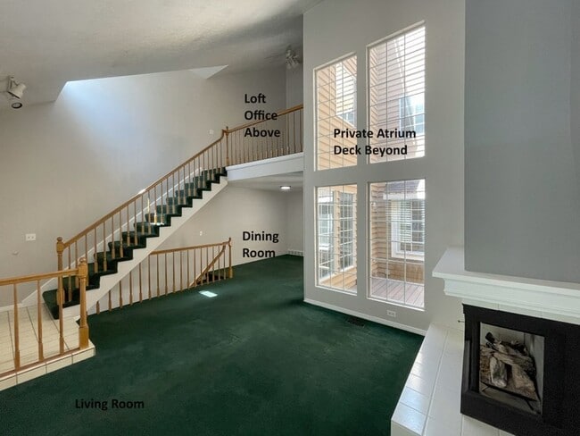 Photo - 836 Pond View Way