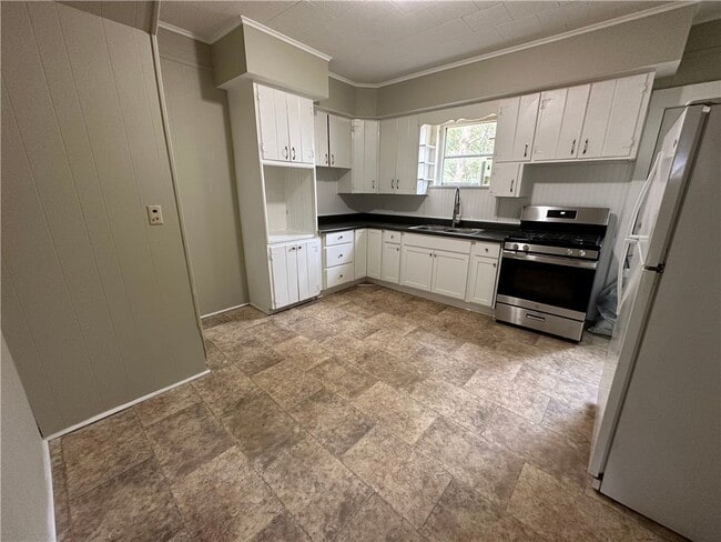 Photo - 7 Havens Ave