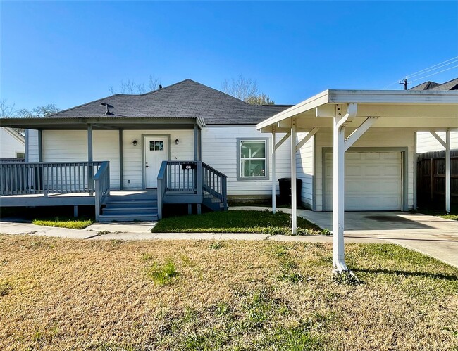 Building Photo - 4504 Kingsbury St