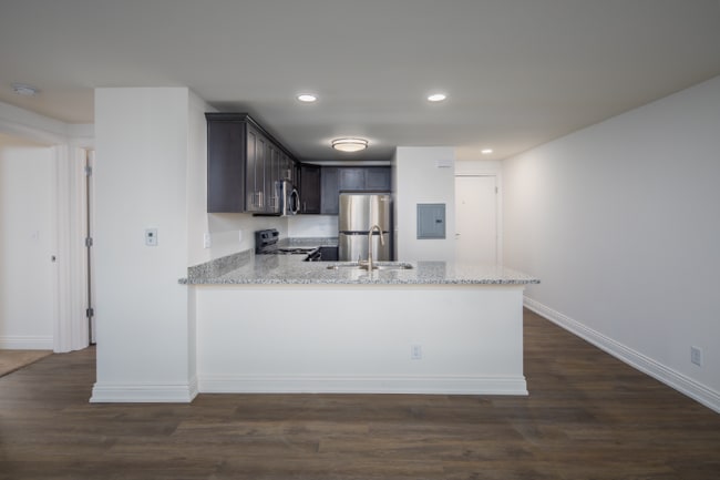 Photo - 1357-1357 Millersport Hwy Unidad 1337-4