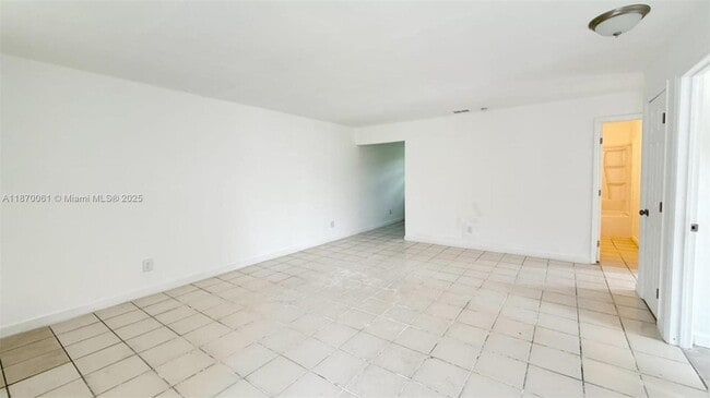 Building Photo - 5605 Ninth Ave Unit B Rental