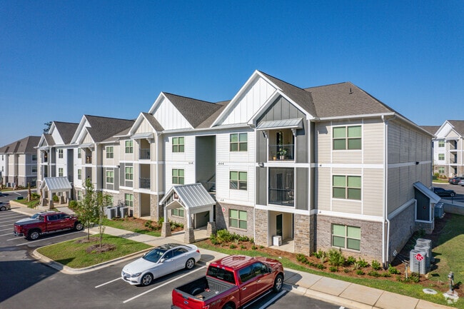 Photo - Capital Grand