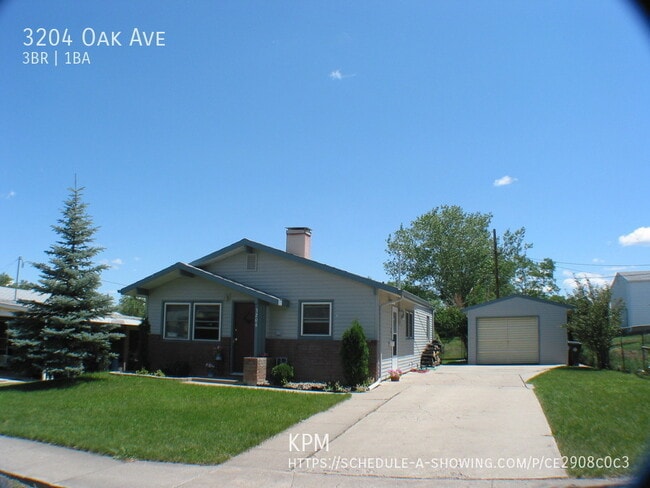 Photo - 3204 Oak Ave