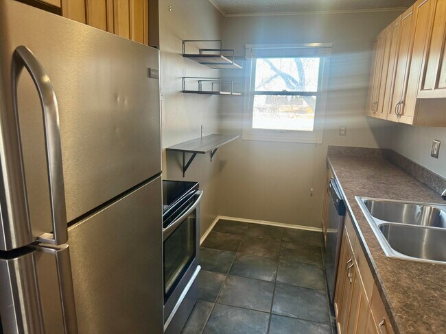 Photo - 5065 N Crooks Rd Unidad 52