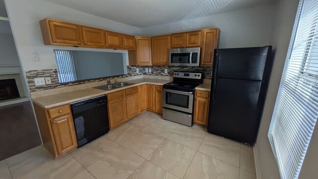 Photo - 1462 Shenta Oak Dr