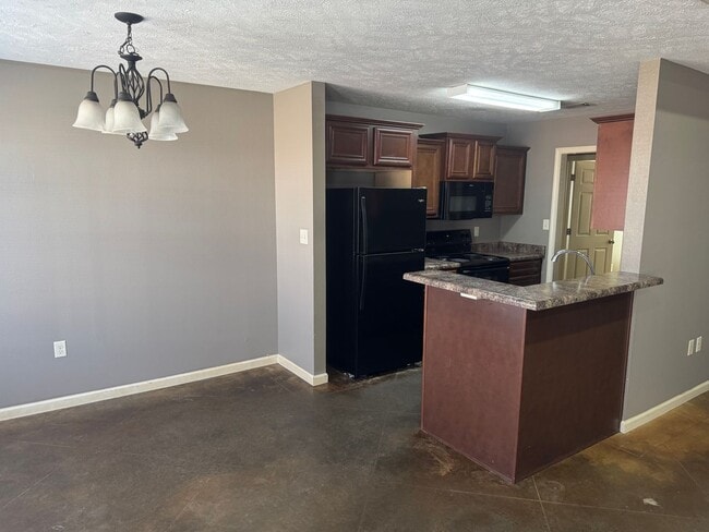 Photo - 1015 Wineberry Rd
