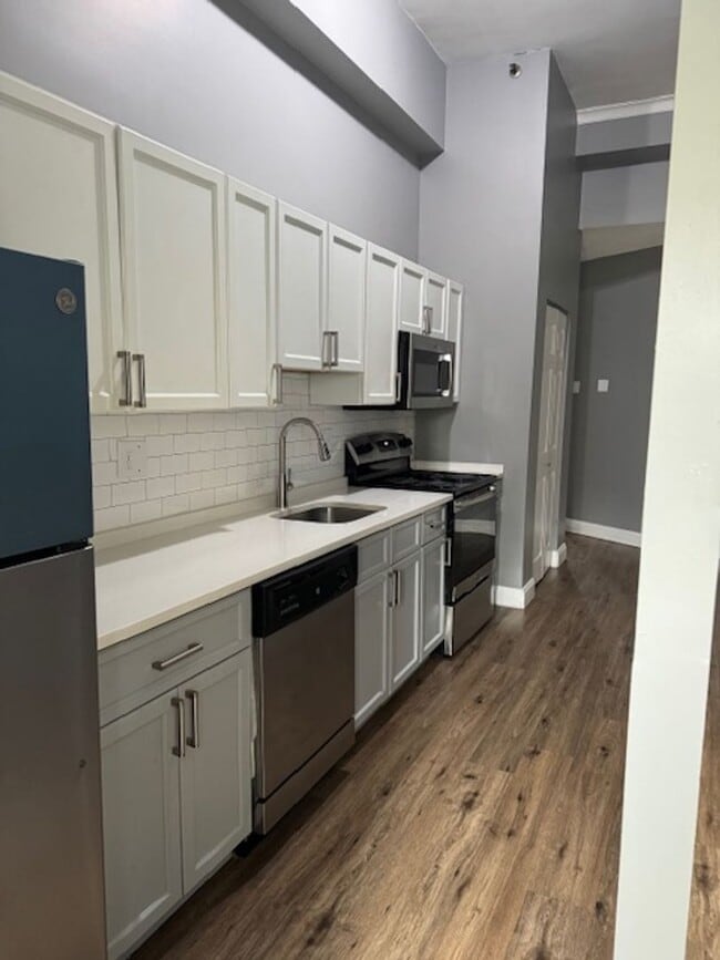 Photo - SilverBrick Square