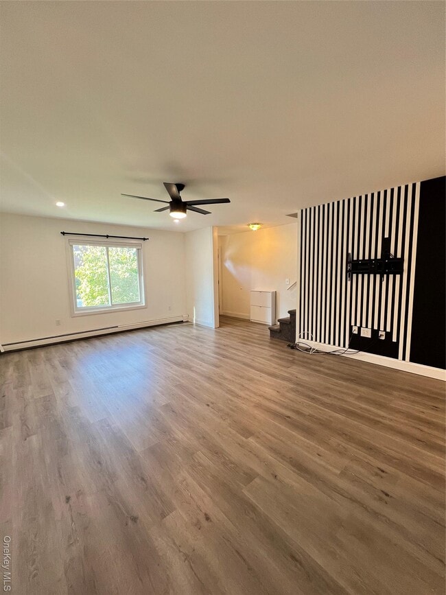 Photo - 6 Hilltop Cir