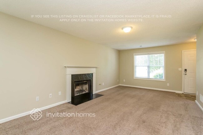 Photo - 5773 River Side Walk