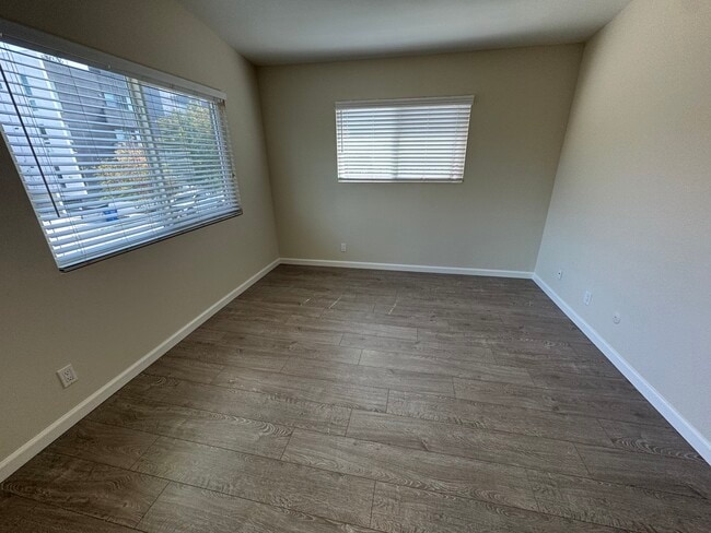 10910 Regent St Unidad B