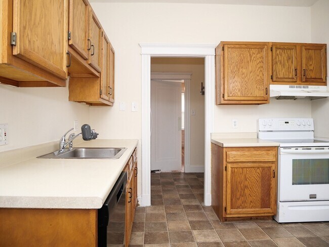 Photo - 223 St Paul St Unit 2