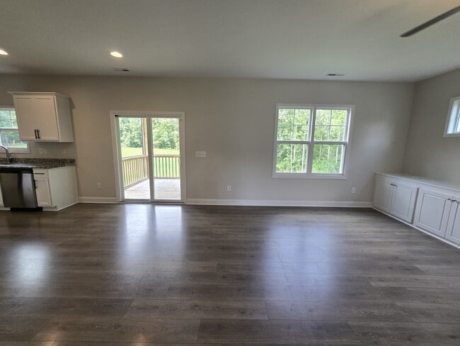 463 Jackson Pond Dr