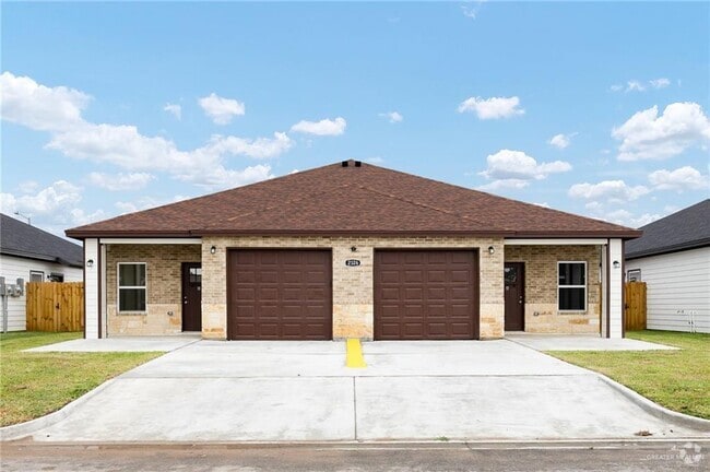 Building Photo - 2326 N Vly Cir Rental