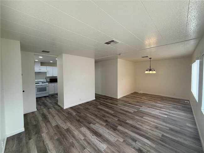 Photo - 2995 E Ames Ave