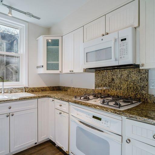 Photo - 503 Midtown Pl