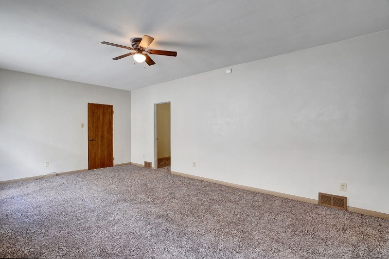 Photo - 1929 Case Ave