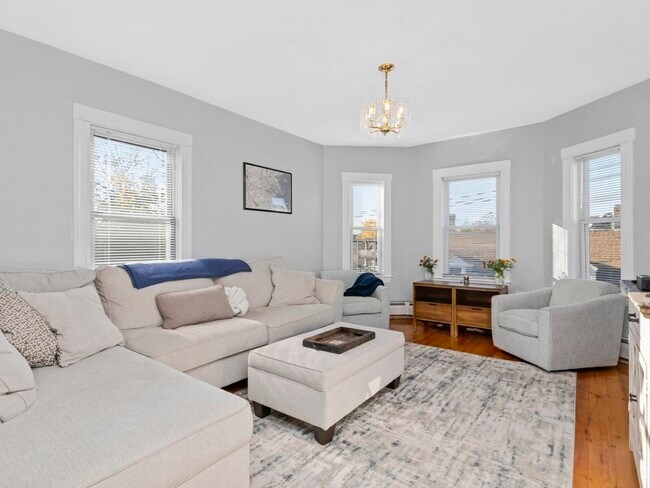 Photo - 63 Marshfield St Apartment Unit 3