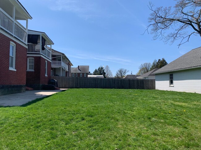 Photo - 1343-1347 Scotland Ave Unidad 1345