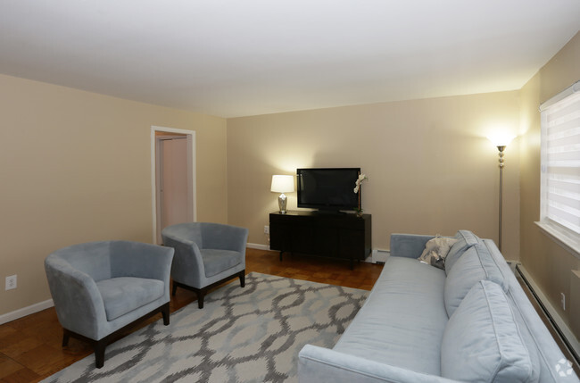 Interior Photo - Raritan Crossing Rental