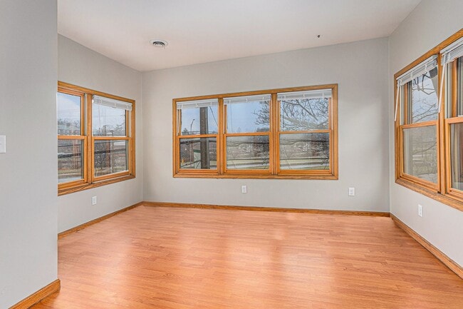 Photo - West Lovell 2-Bed/1-Bath upstairs apartment, 789 sq. ft. - Ask about our Security Deposit Alterna... Unit 3