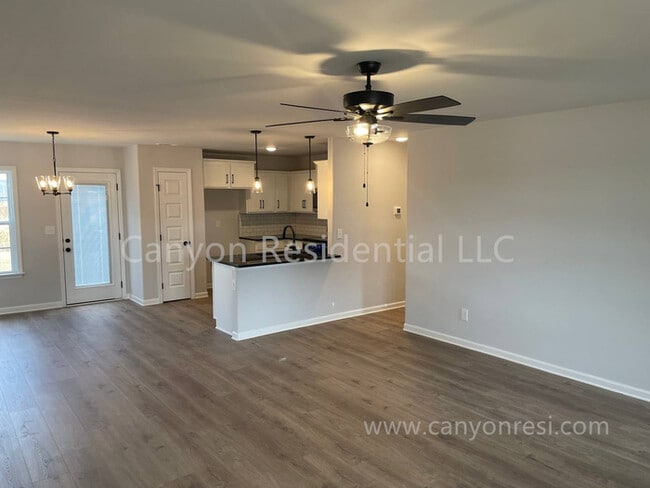 Photo - 114 Wilcot Rd