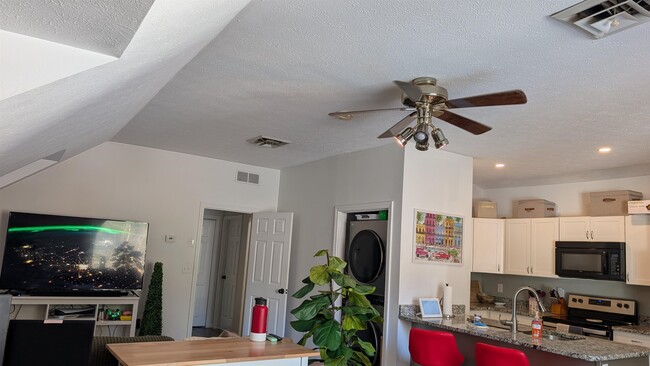 Photo - 56 McIntosh Ln