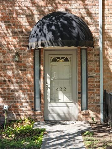 Photo - 422 W Oak St