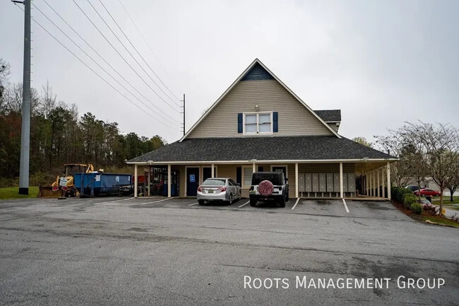 Photo - 387 Webster Rd Unidad 82