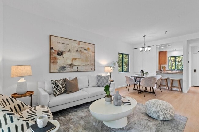 Building Photo - 4250 El Camino Real Unit 151B