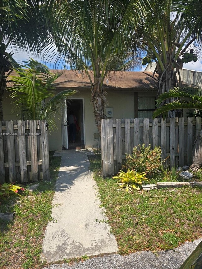 Photo - 1630 Sandpiper Blvd