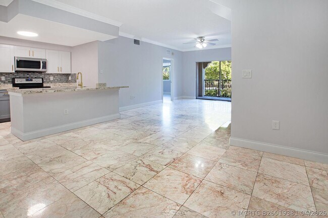 5860 W Sample Rd Unit 204