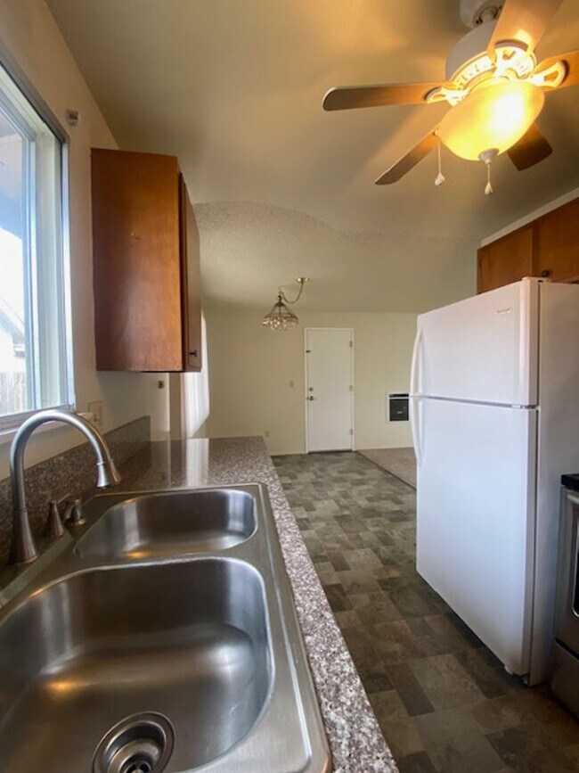 Photo - Must See Lebanon Home!