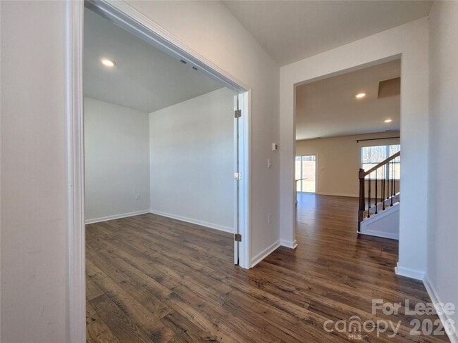 Photo - 125 Sycamore Xing Ct