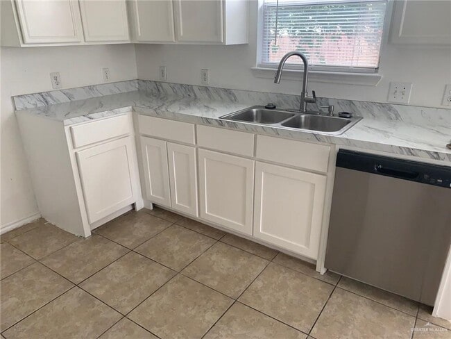 4205 Santa Lucia St