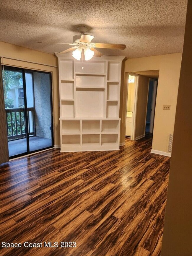 Photo - 3505 Sable Palm Ln Unit G