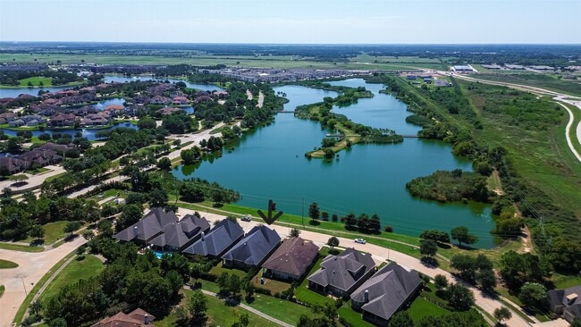 Building Photo - 14 Cottage Glen Ln