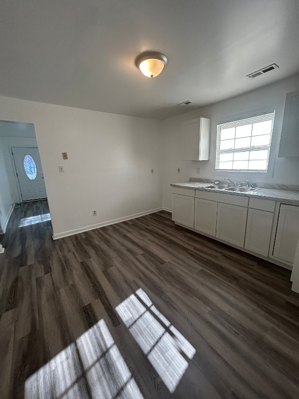 Photo - 722 Langley Ave