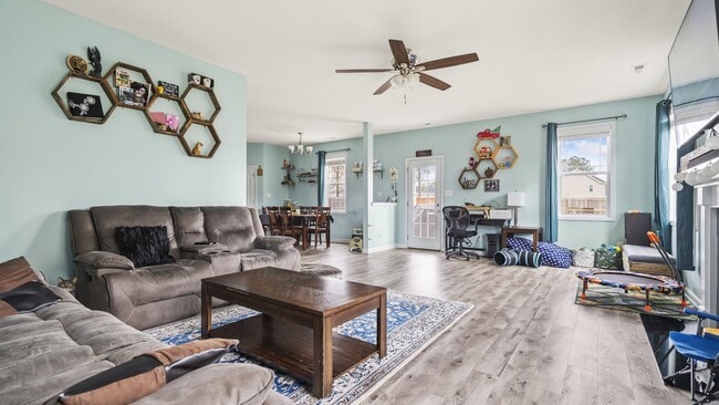 Photo - 4-Bedroom Hunter's Creek Gem
