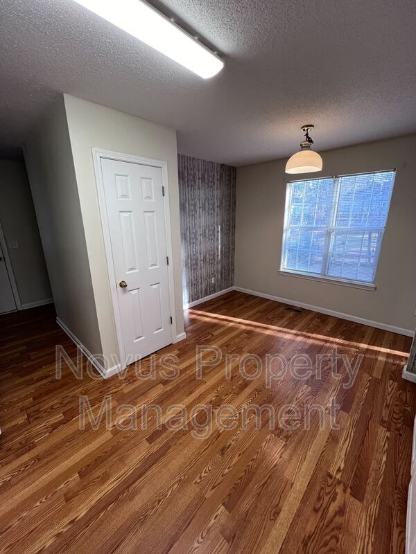 Photo - 81 Abbottsford Drive