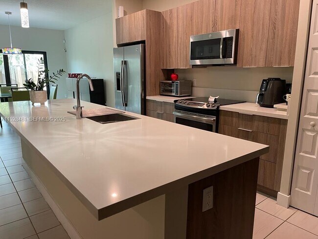 Photo - 7865 NW 104th Ave Unit 3