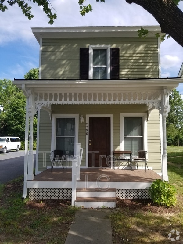 Building Photo - 5750 Main St Rental