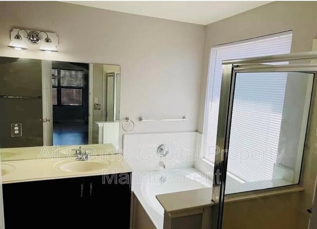 Photo - 15004 Antique Finish Dr