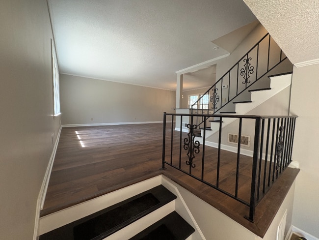 Photo - 1280 State Rd S-28-484