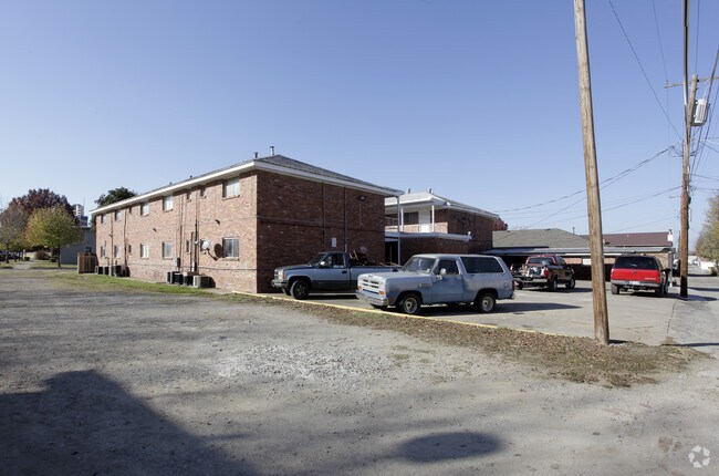 Photo - Georgian Arms Apartments