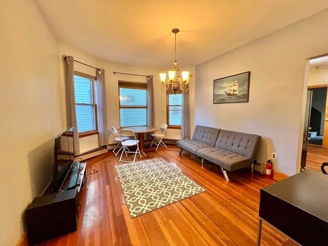 Photo - 558 Washington St Unit 1