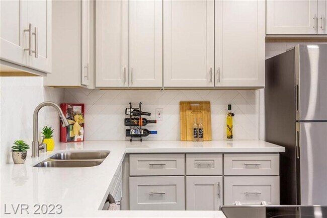 Photo - 1439 Lorilyn Ave Unit Toru Koiso - 1439 Lorilyn Ave  4