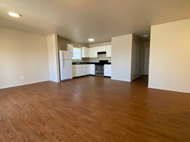 Photo - 317 Erin Pl Unidad Apt #101