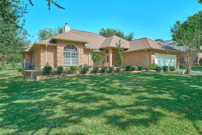Photo - 121 April Waters Dr N