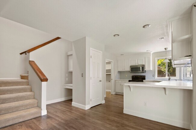 Photo - Discover this charming 4-bedroom, 2-bathroom home in Meridian!